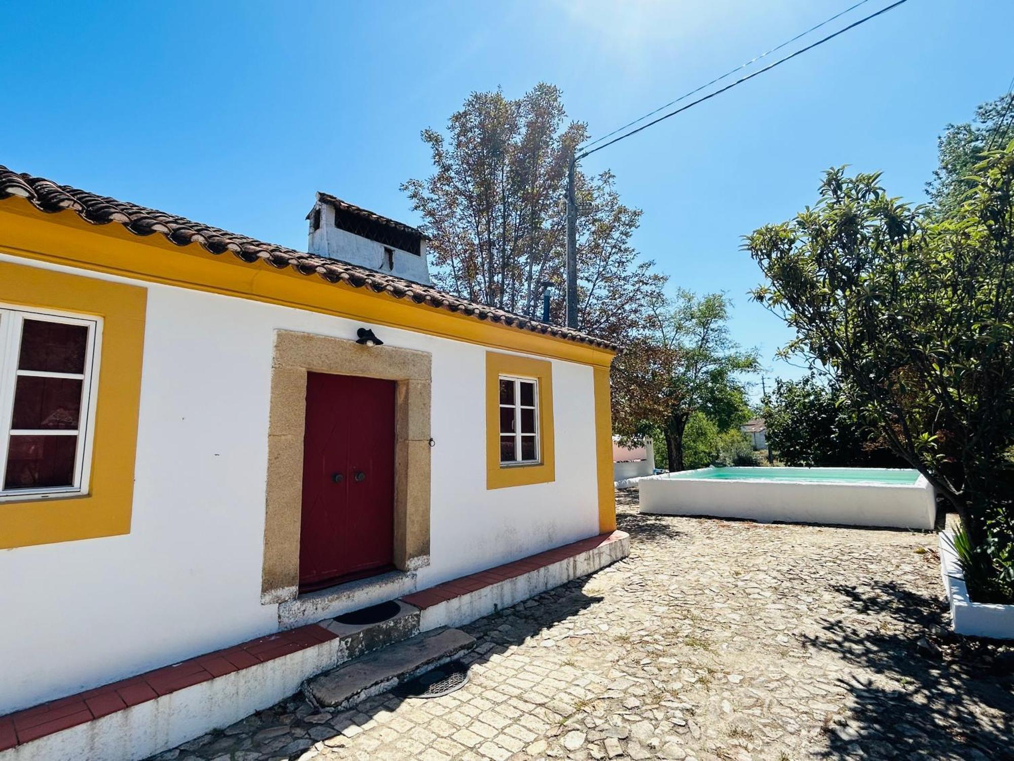 Casa Do Martinho Guest House กัสเตโลเจวีด ภายนอก รูปภาพ